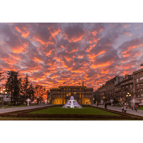 AM FOTO Oblaci iznad Skupštine grada Beograda - fotografija na platnu ...